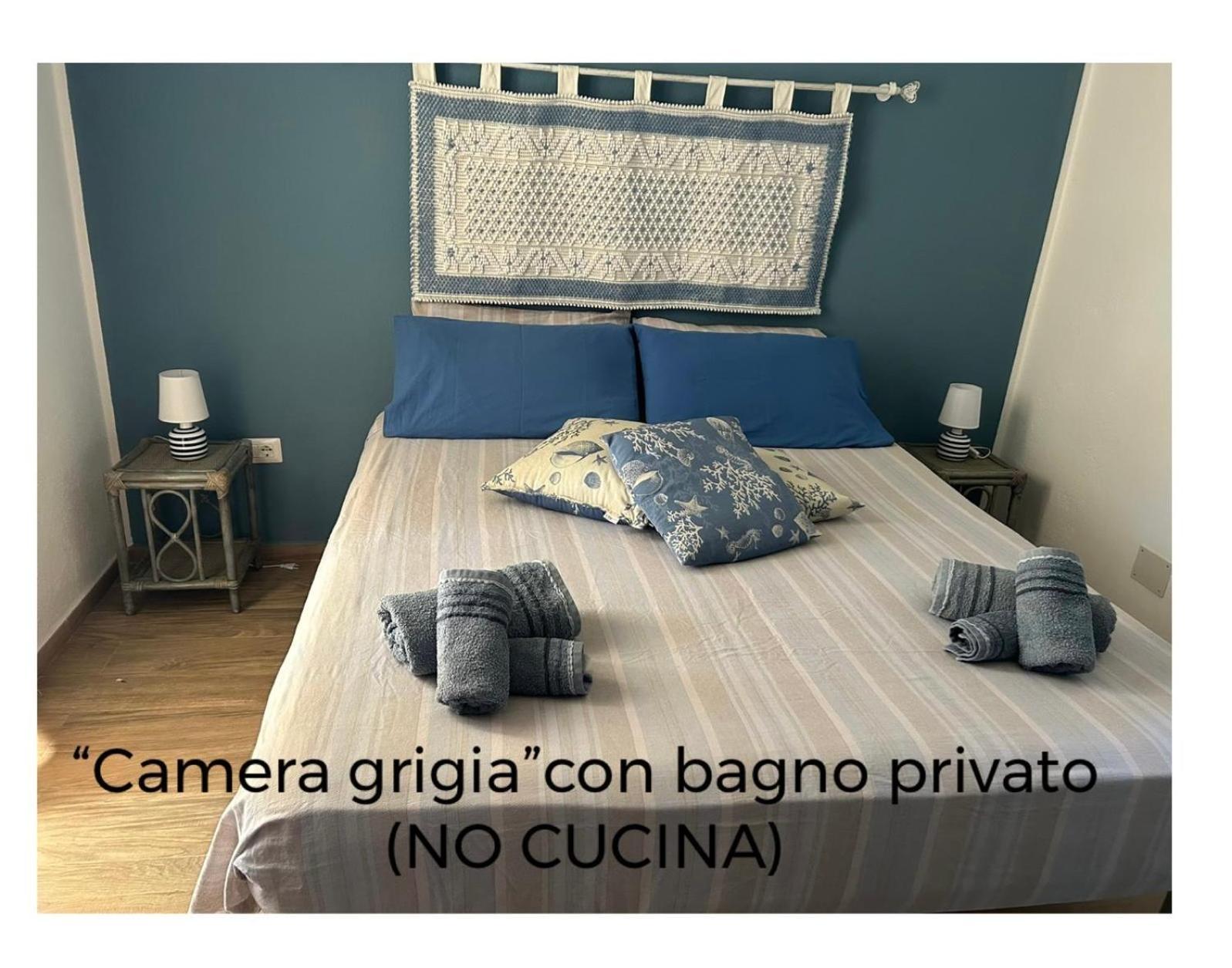 Villaluciana Solanas  Luaran gambar